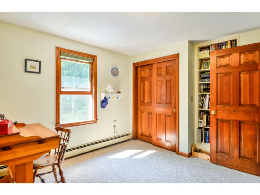 15 Meadowbrook Road Derry, NH 03038 - Photo 22 of 31