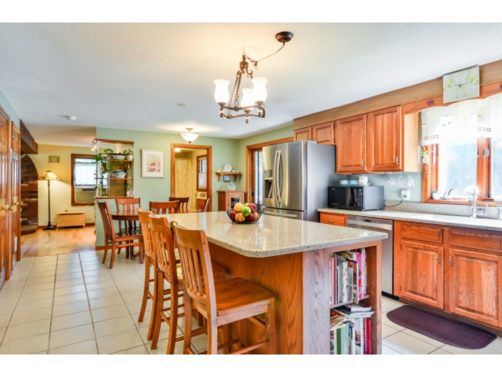 15 Meadowbrook Road Derry, NH 03038 - Photo 10 of 31