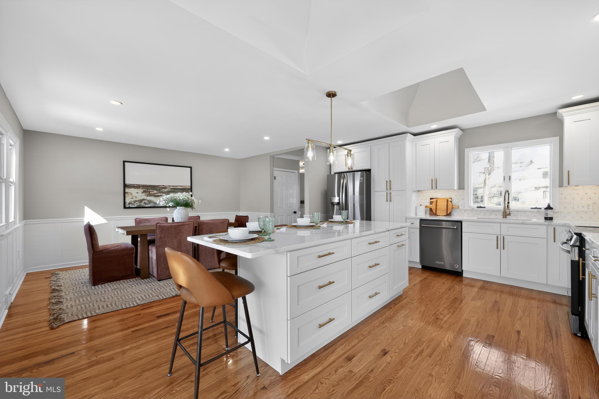 516 Beatty Road Springfield, PA 19064 - Photo 12 of 36 Kitchen/Dining Room