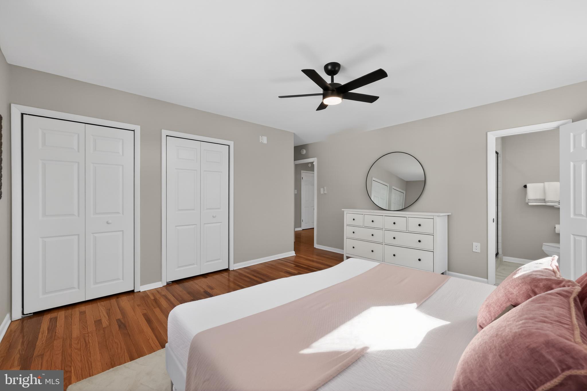 516 Beatty Road Springfield, PA 19064 - Photo 19 of 36 a bedroom with a bed and cabinets