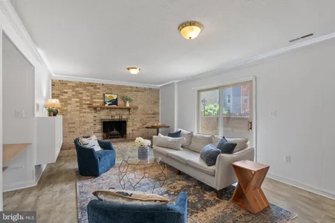 $899,999 | 7349 Eldorado Court, McLean, VA 22102