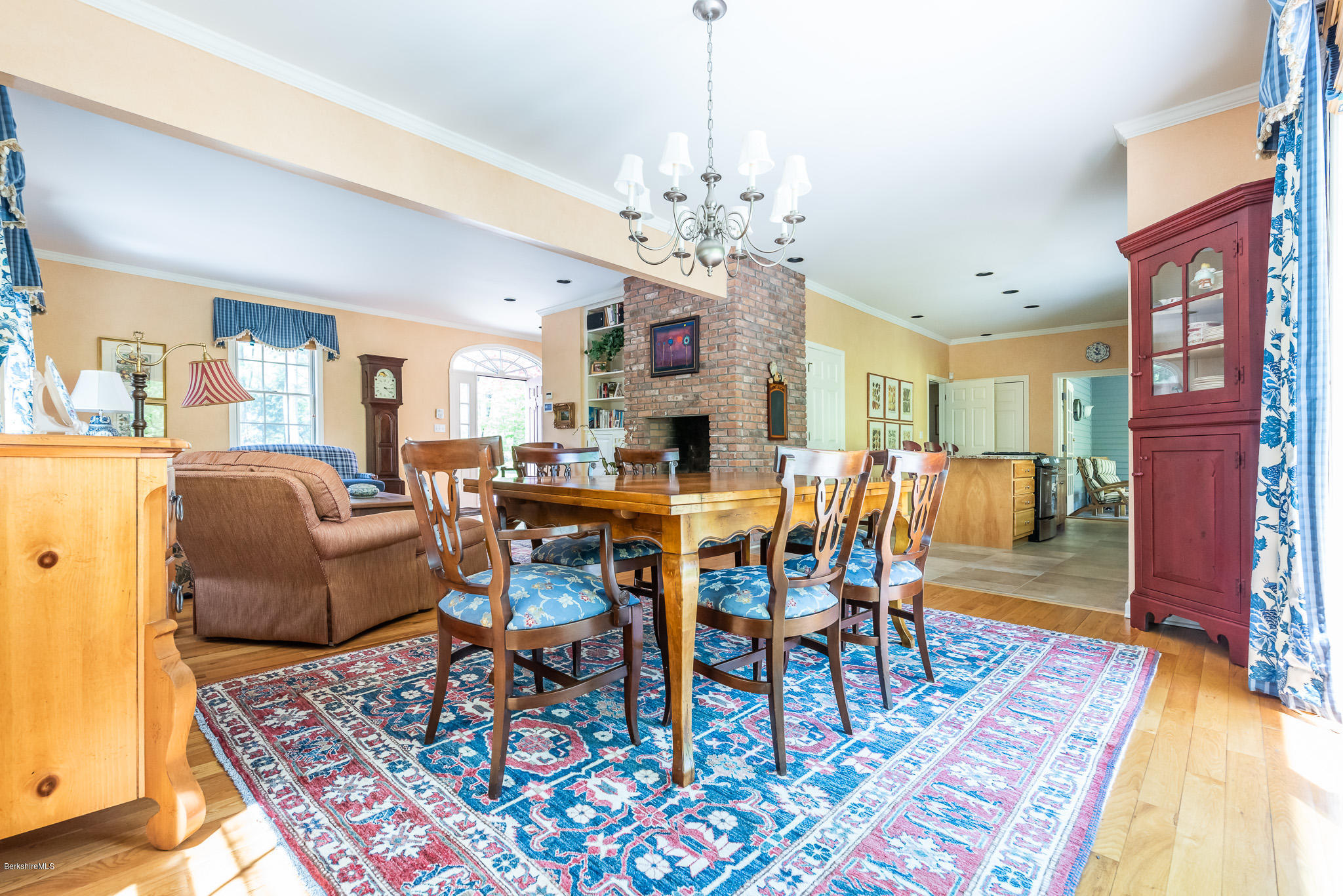 4 Sawmill Road Stockbridge, MA 01262 - Photo 9 of 33 Dining Area