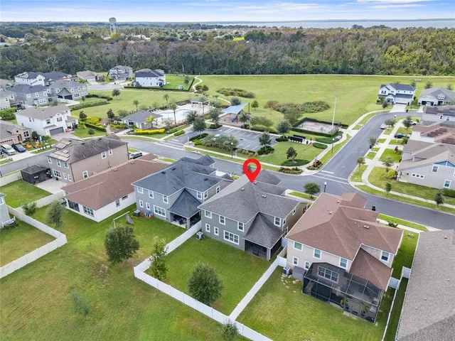 a view of an outdoor space and a yard