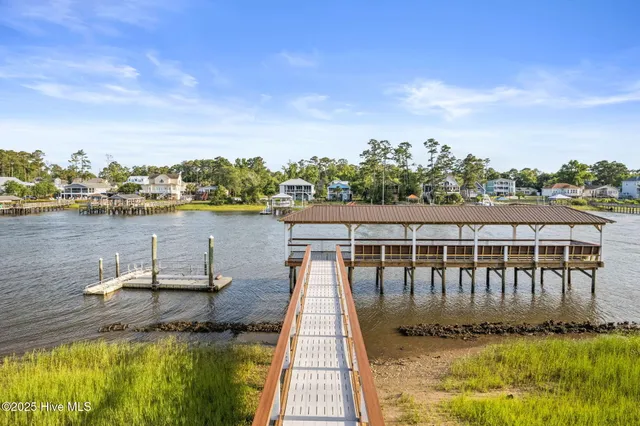 $790,000 | 2705 Chadsworth Lane, Southport, NC 28461