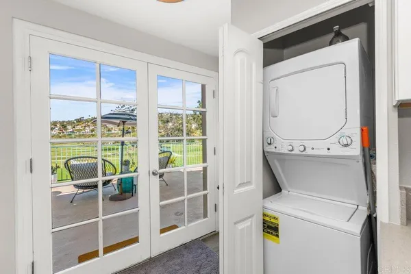 $823,000 | 2544 Navarra Drive, Unit 12, Carlsbad, CA 92009