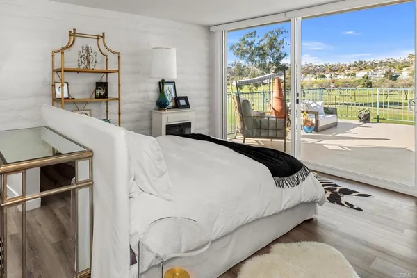 $823,000 | 2544 Navarra Drive, Unit 12, Carlsbad, CA 92009