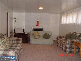 124 Canterbury Road Mount Laurel, NJ 08054 - Photo 4 of 6 Family Room