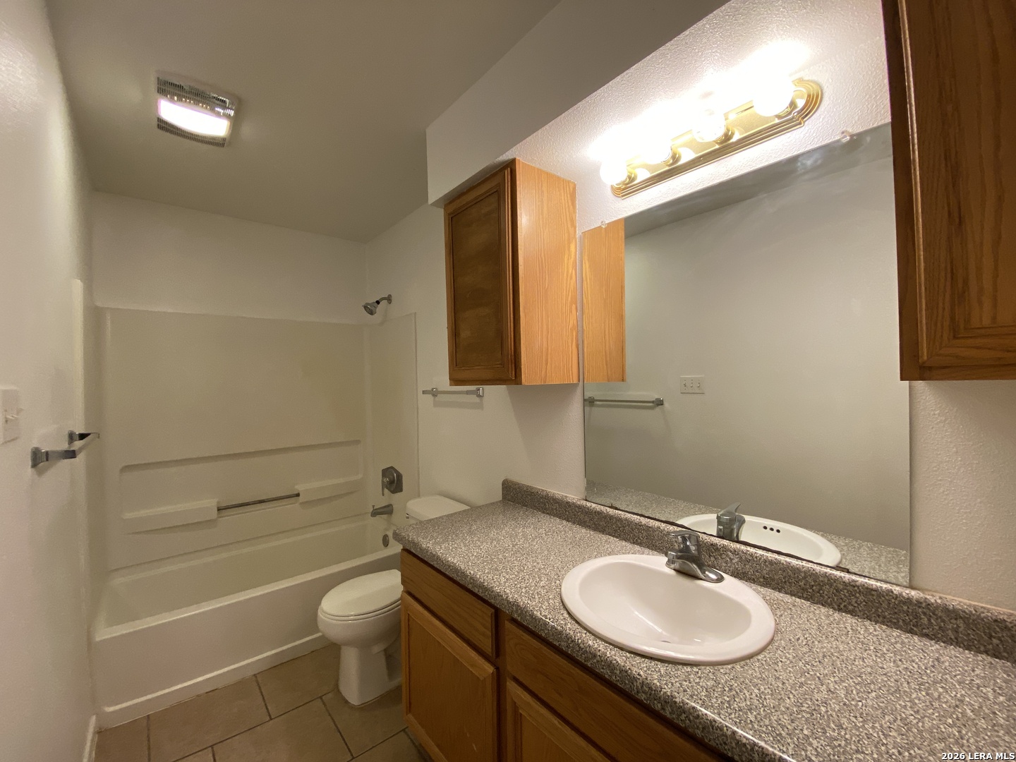 1209 West Goodwin Street, Unit A Pleasanton, TX 78064 - Photo 7 of 8