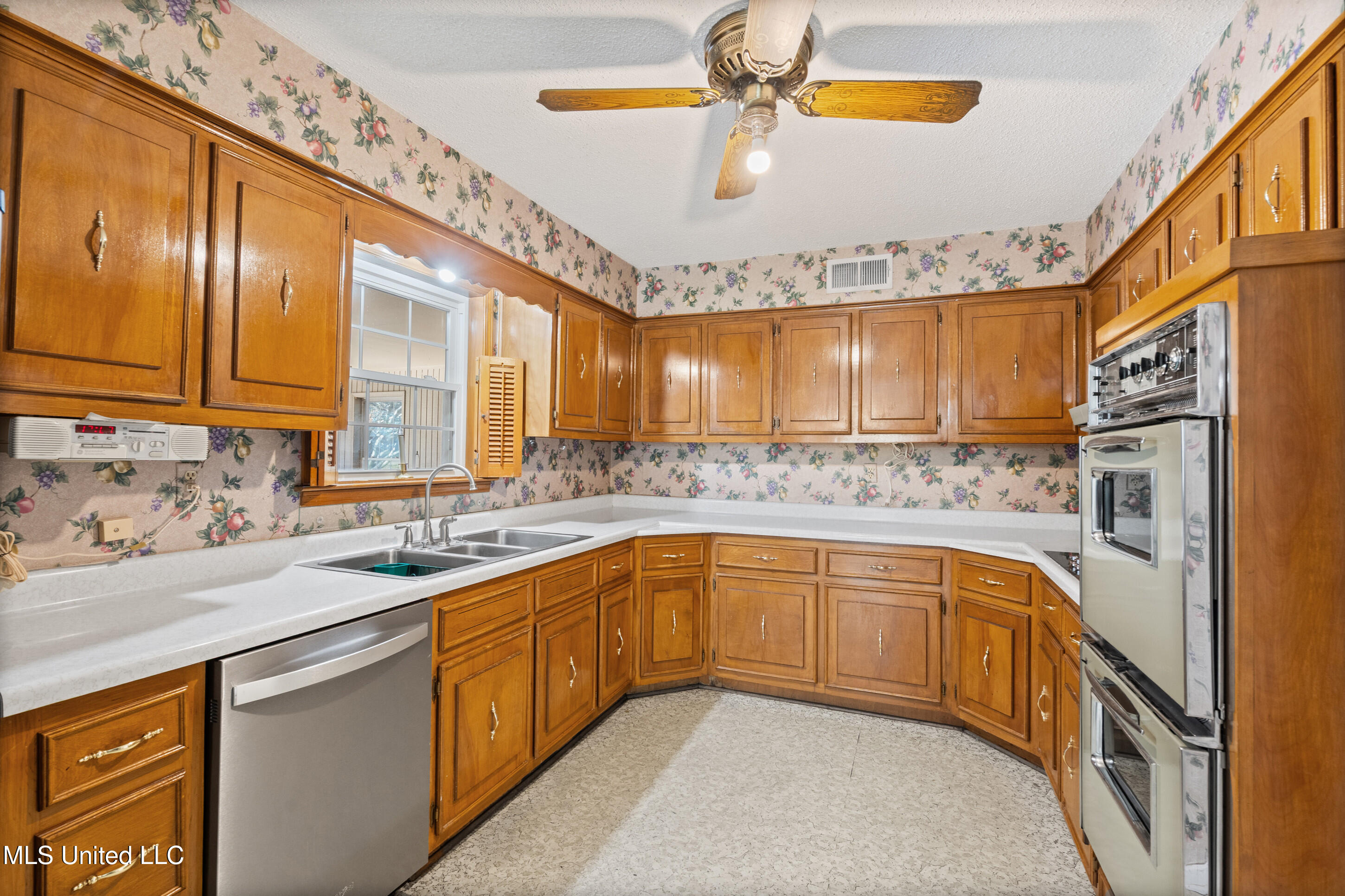 1099 Rasco Road West Southaven, MS 38671 - Photo 11 of 32 12__dsc1992_print