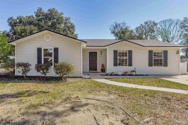 $245,000 | 5570 Chipper Lane, Pace, FL 32571