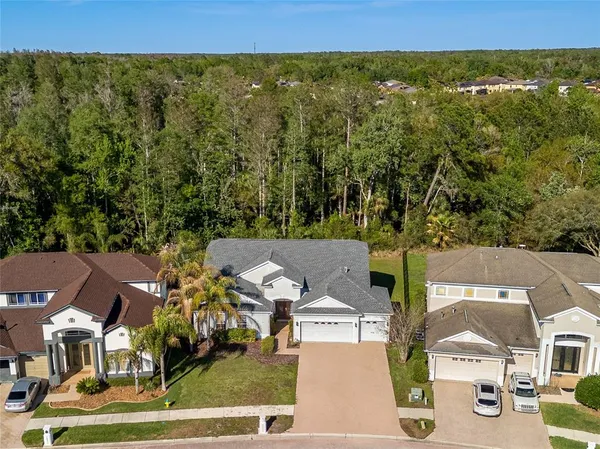 $675,000 | 10515 Canary Isle Drive, Tampa, FL 33647