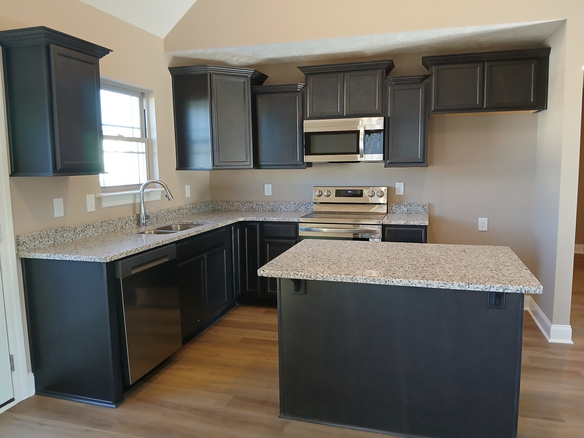 2855 Upstream Road Christiana, TN 37037 - Photo 3 of 84