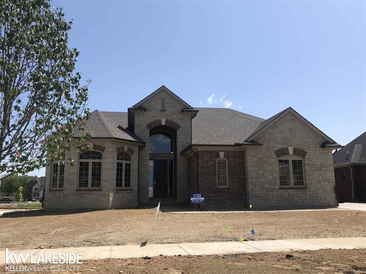 49262 Ridgeview Drive Macomb, MI 48044 - Photo 1 of 1 31389546.JPG