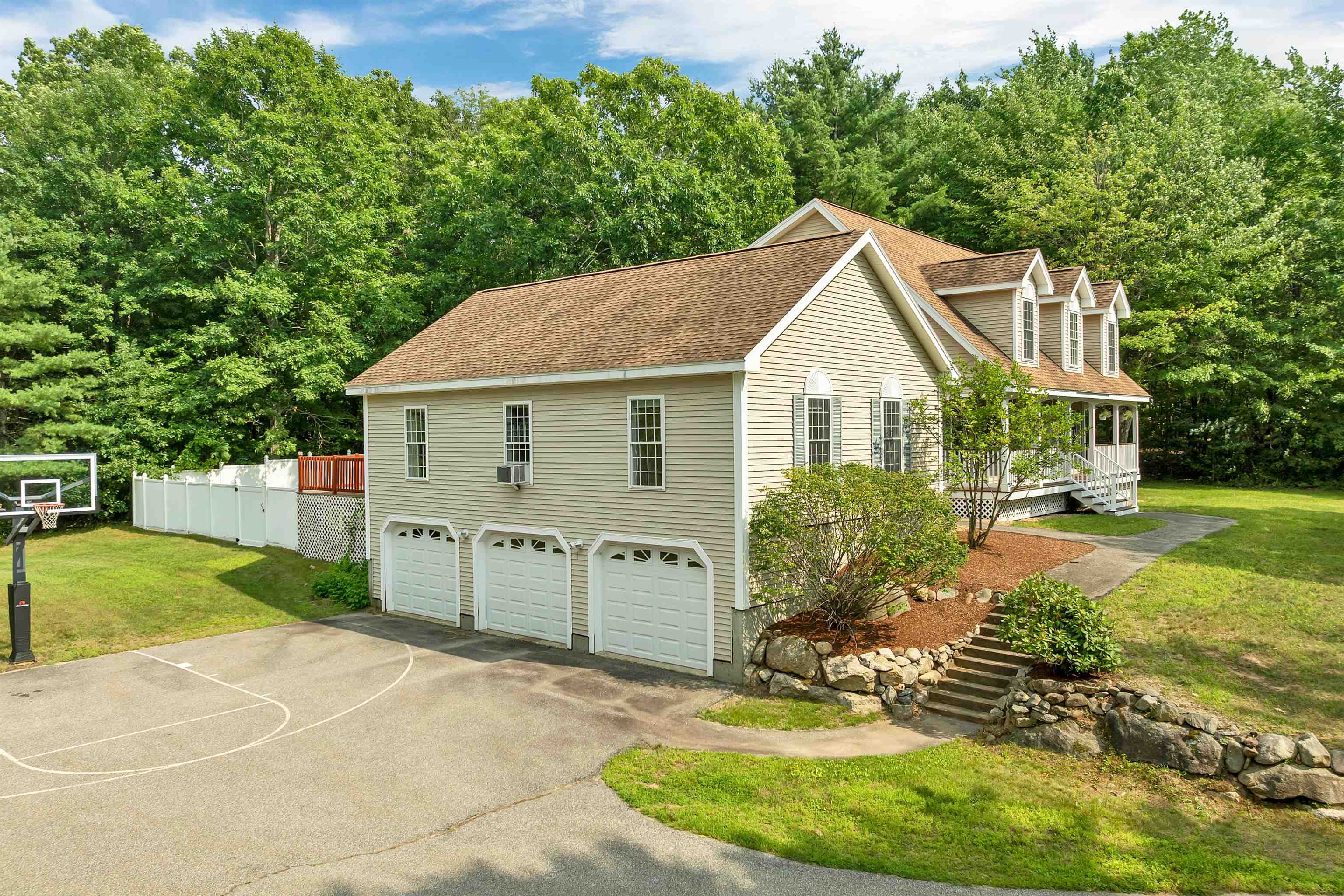 101 Byam Road New Boston, NH 03070 - Photo 5 of 57
