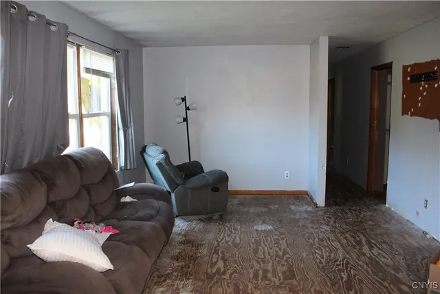 $190,000 | 8417 Henry Clay Boulevard, Clay, NY 13041