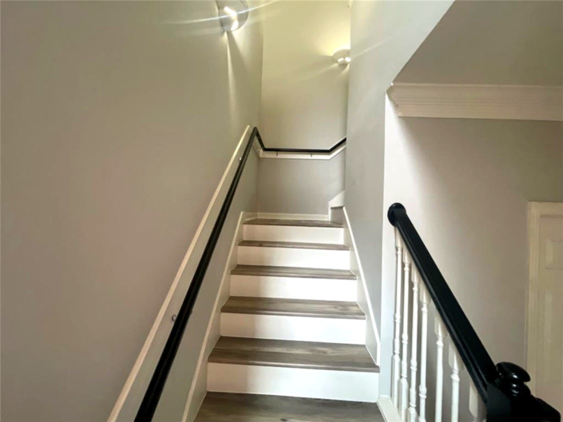 1622 Cohn Street Houston, TX 77007 - Photo 25 of 26 a view of entryway