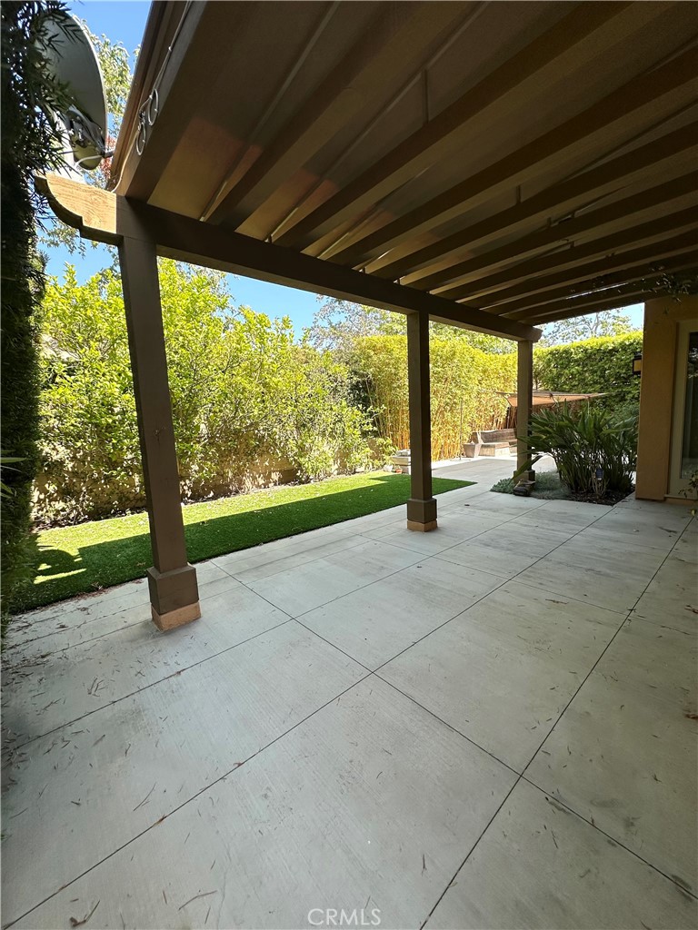 53 Triana Irvine, CA 92618 - Photo 40 of 42 a backyard of a house with garden