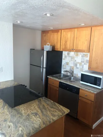 $3,200 | 201 Harrison Street, Unit 906, San Francisco, CA 94105