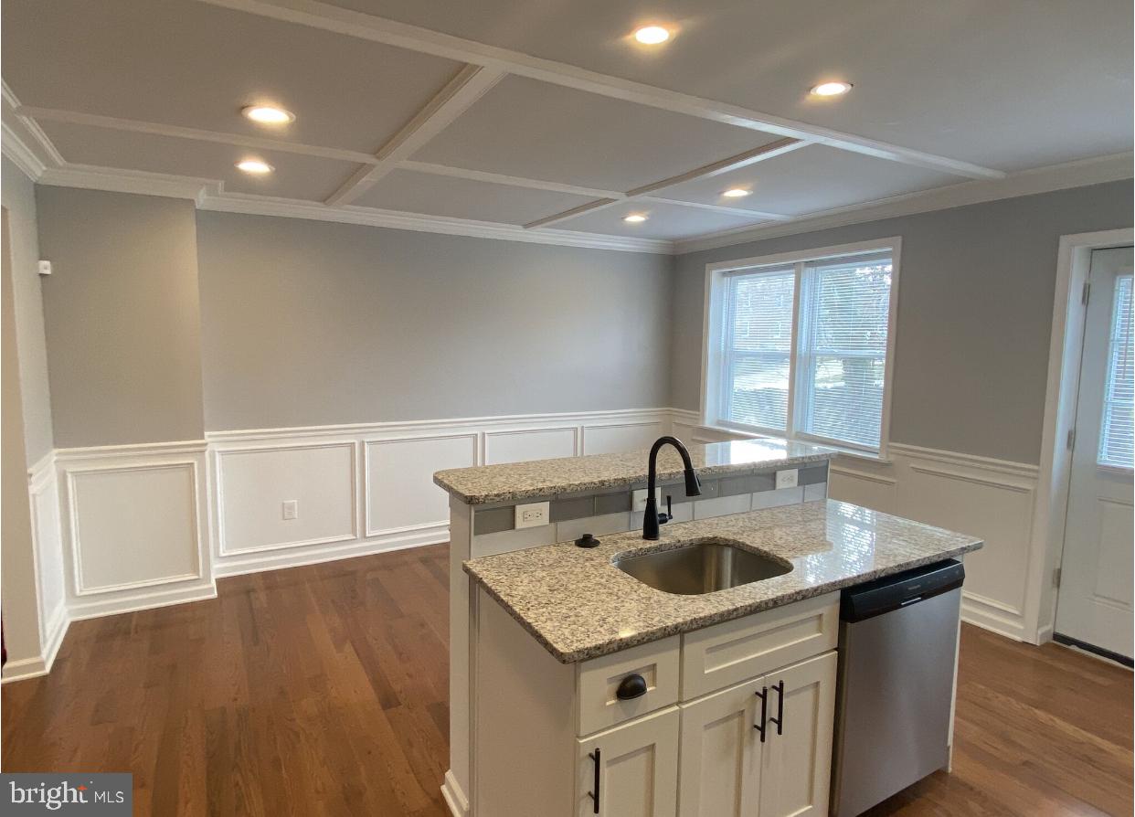4225 Flowerton Road Baltimore, MD 21229 - Photo 14 of 22