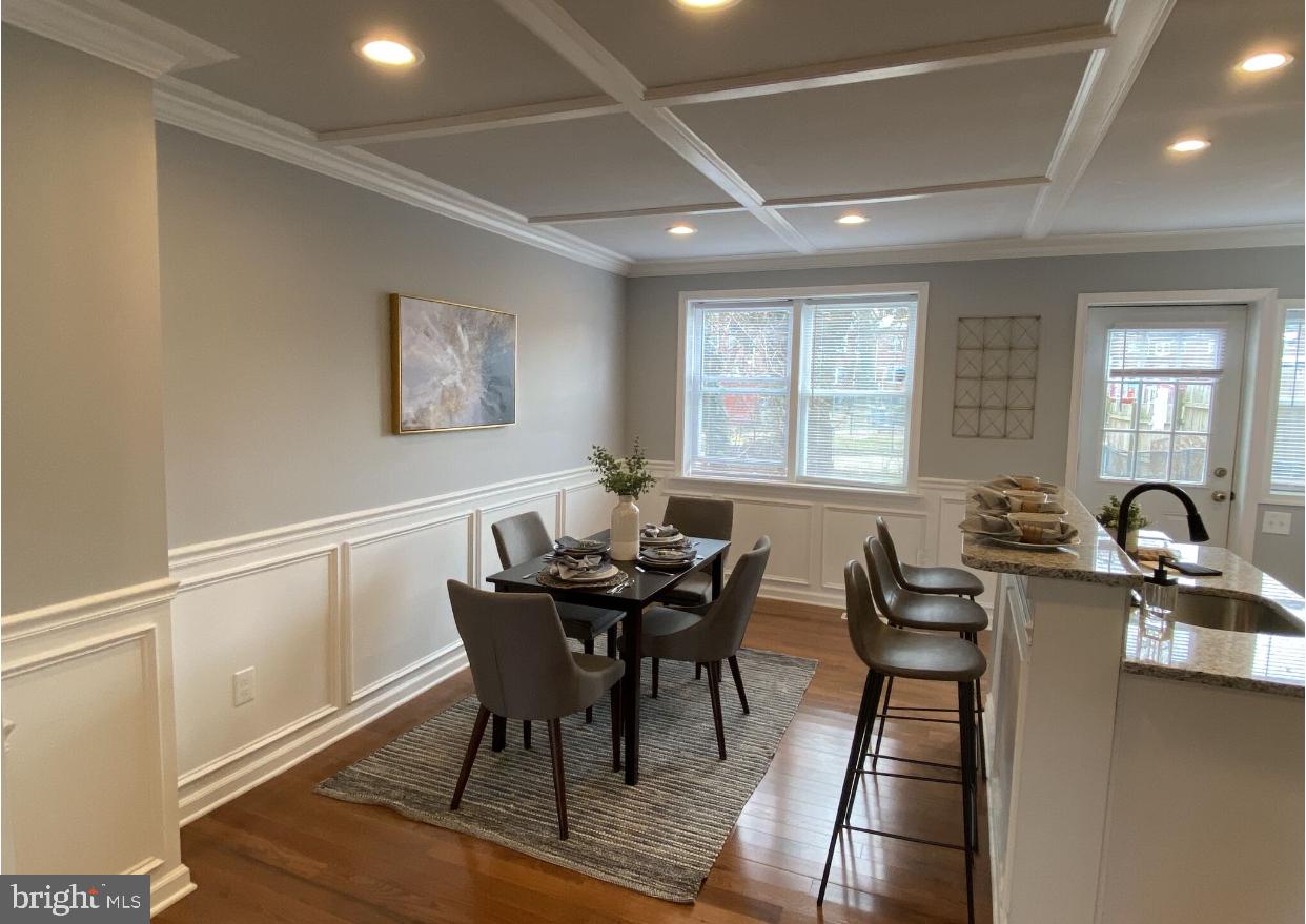 4225 Flowerton Road Baltimore, MD 21229 - Photo 3 of 22