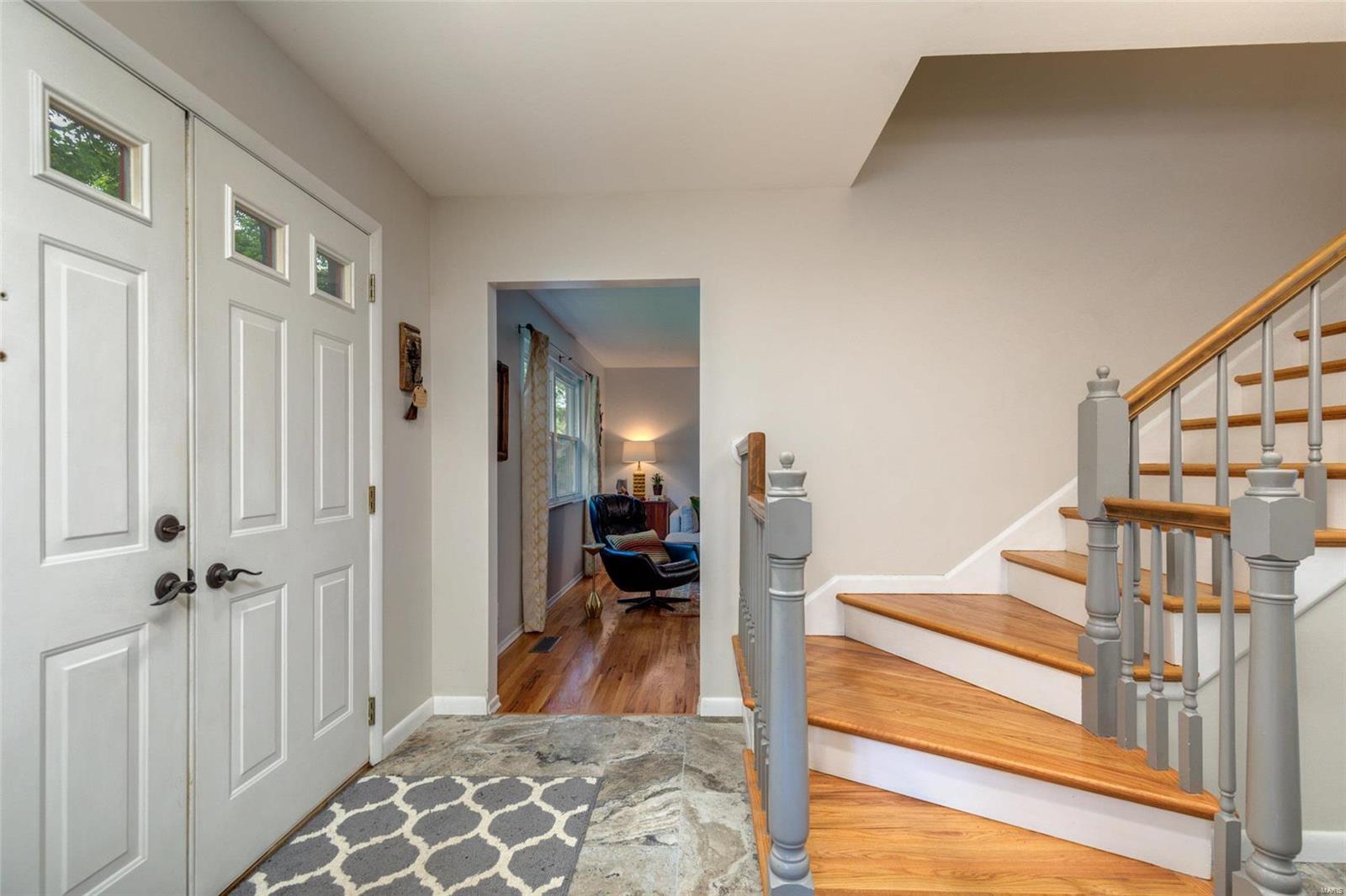 9323 Pardee Road St. Louis, MO 63126 - Photo 5 of 51 Gallery Image 5
