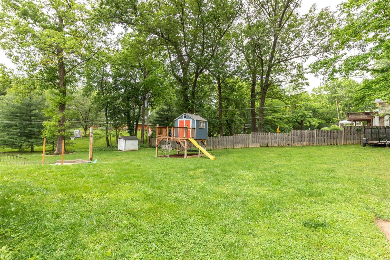 9323 Pardee Road St. Louis, MO 63126 - Photo 45 of 51 Gallery Image 45