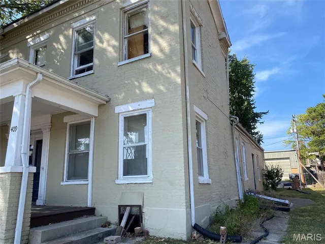 $67,900 | 409 East A Street, Belleville, IL 62220