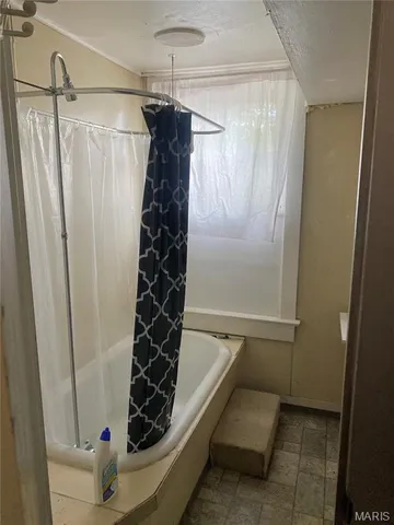 $67,900 | 409 East A Street, Belleville, IL 62220