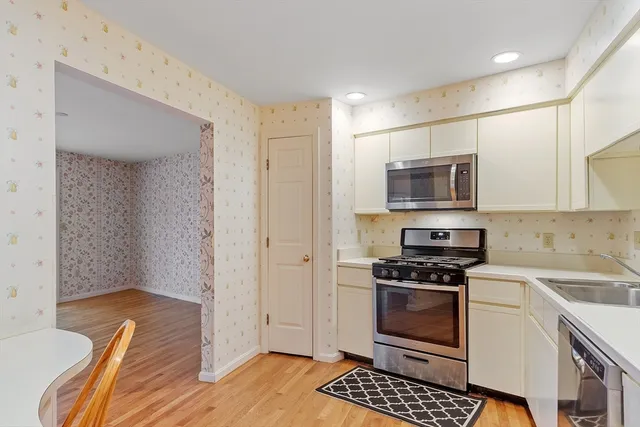 $514,990 | 4004 Brompton Circle, Unit 4004, Worcester, MA 01609