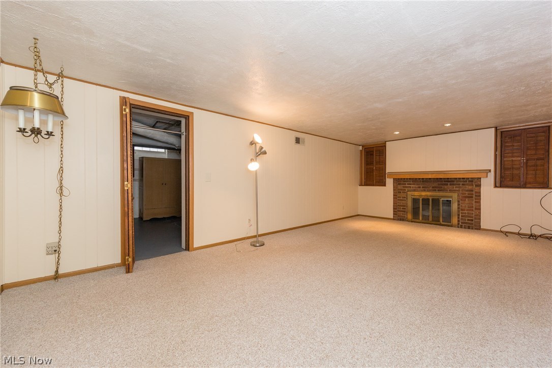 2488 Fenwick Road Cleveland, OH 44118 - Photo 28 of 35