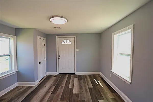 $1,200 | 806 Estalote Avenue, Harvey, LA 70058