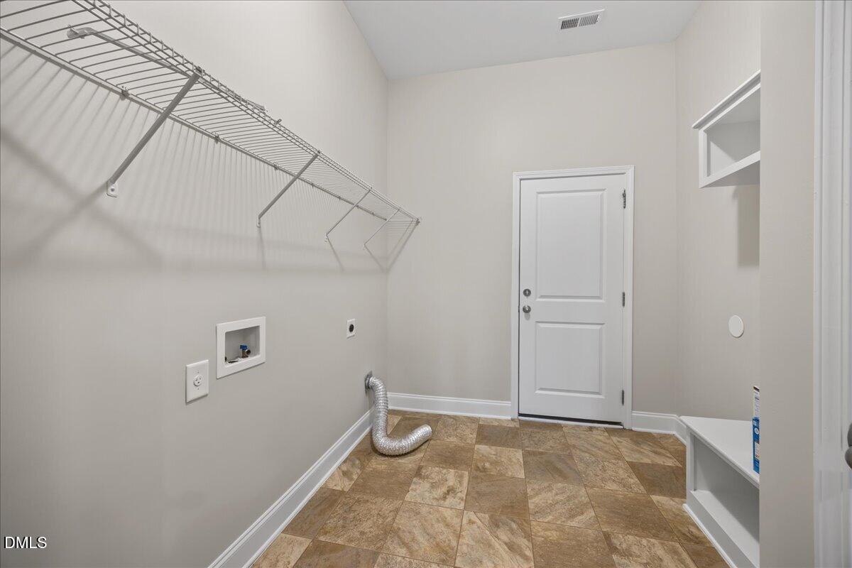 7601 Oakberry Drive Raleigh, NC 27616 - Photo 20 of 37 22-2A1A9409