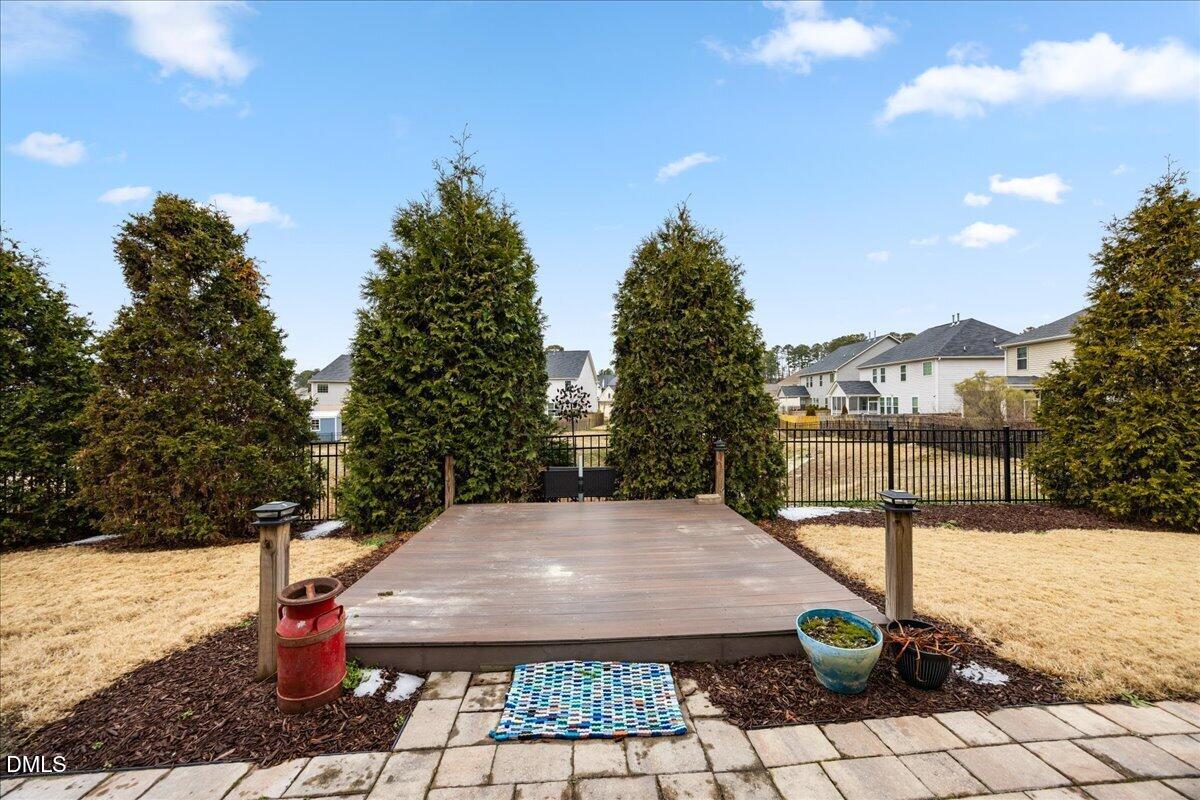 7601 Oakberry Drive Raleigh, NC 27616 - Photo 32 of 37 34-2A1A9444
