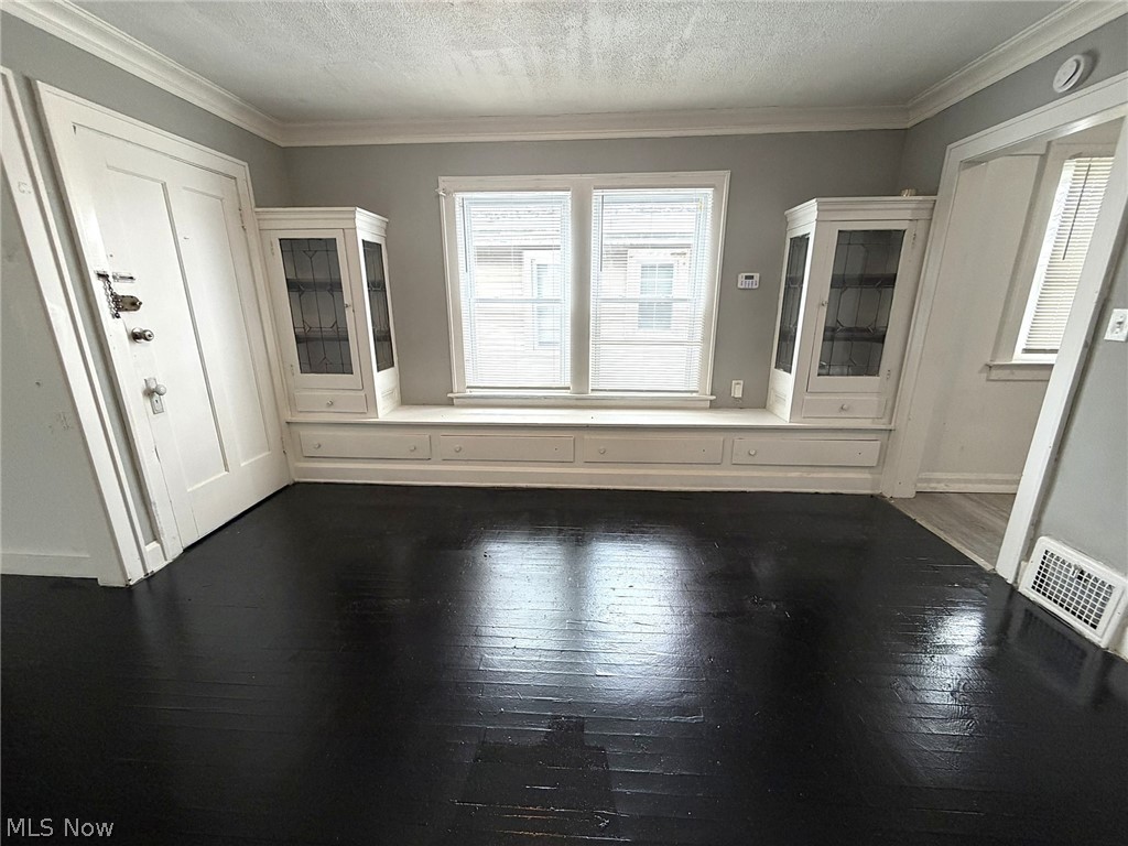 1887 Lampson Road Cleveland, OH 44112 - Photo 14 of 44 Gallery Image 14