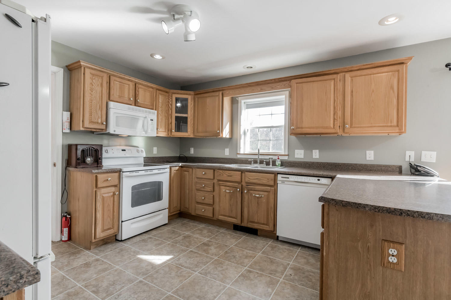 17 Dutton Hill Gray, ME 04039 - Photo 9 of 41 20191108ms-83008