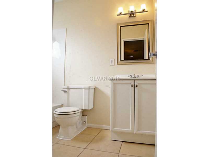 2520 Rialto Road Las Vegas, NV 89108 - Photo 24 of 35 Master Bath/Spa.