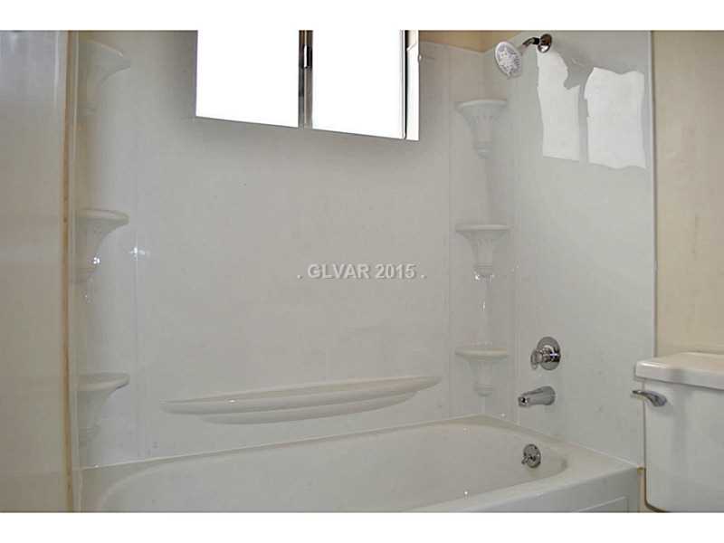 2520 Rialto Road Las Vegas, NV 89108 - Photo 25 of 35 Master Bath/Spa.