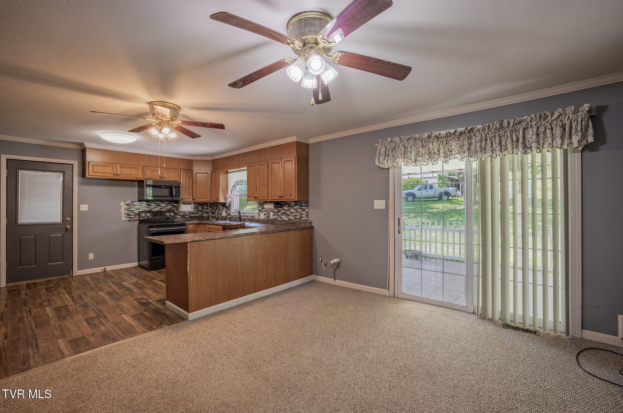 26309 Northridge Road Meadowview, VA 24361 - Photo 5 of 31 1R9A7391-HDR