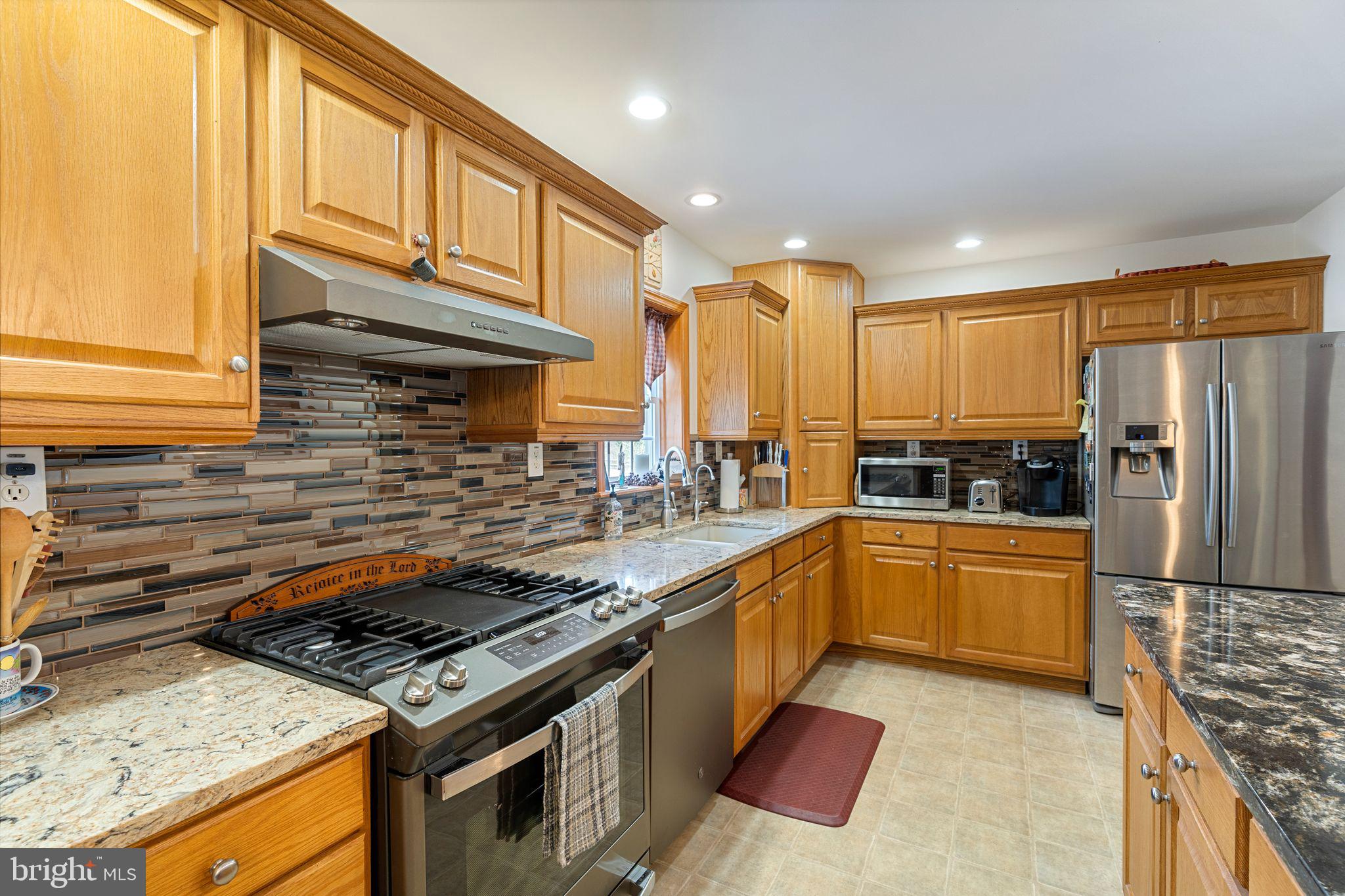 122 Lutz Road Boyertown, PA 19512 - Photo 5 of 39 New kitchen!