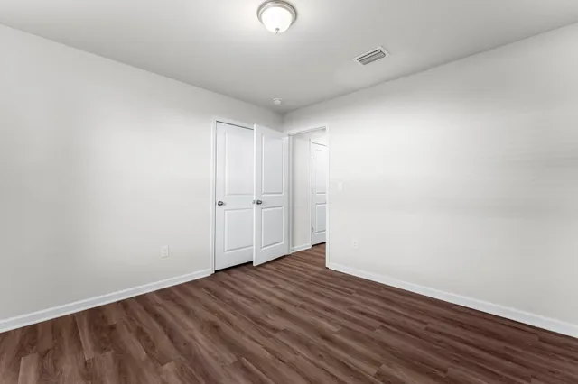 $2,400 | 698 Whispering Creek Avenue, Freeport, FL 32439