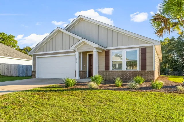 $2,400 | 698 Whispering Creek Avenue, Freeport, FL 32439