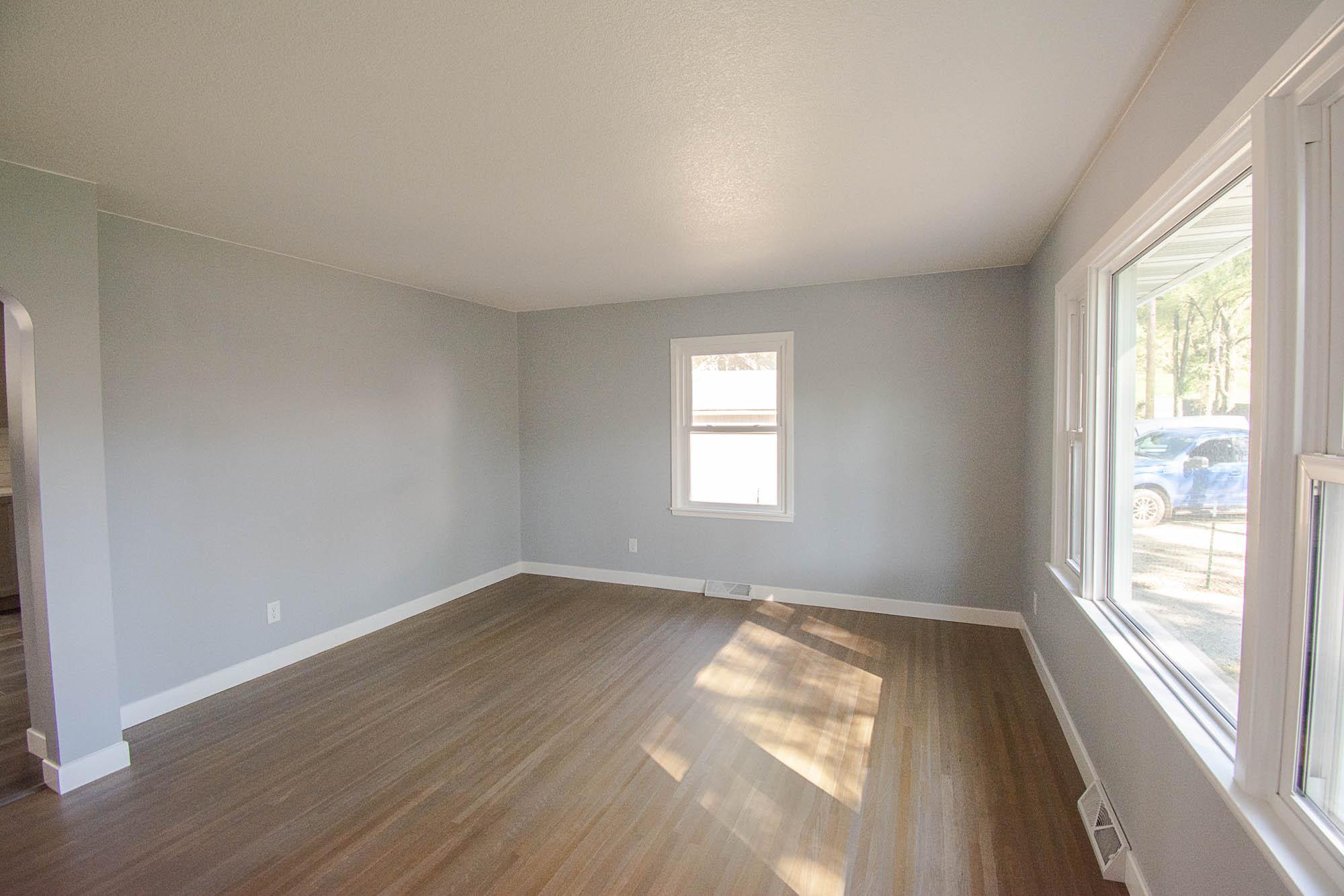 2115 East River Road Northeast Rochester, MN 55906 - Photo 2 of 30 Gallery Image 2