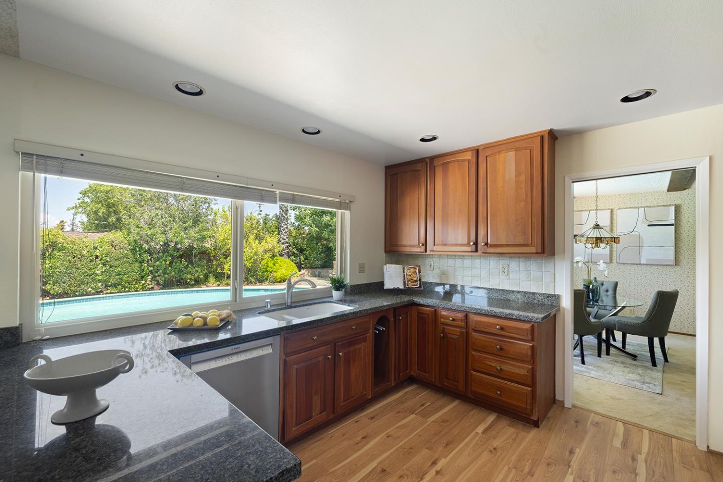 5575 Vía Ensenada Concord, CA 94521 - Photo 21 of 66