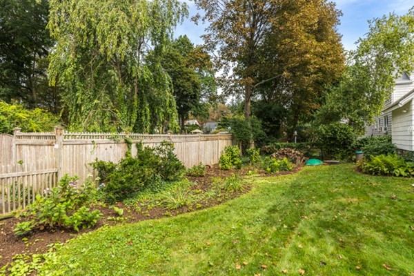 10 Sheffield Road Melrose, MA 02176 - Photo 26 of 27 Gallery Image 26