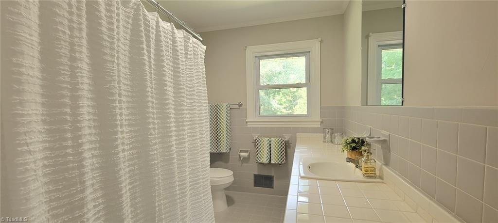 834 Loop Road Burlington, NC 27217 - Photo 8 of 14 Gallery Image 8
