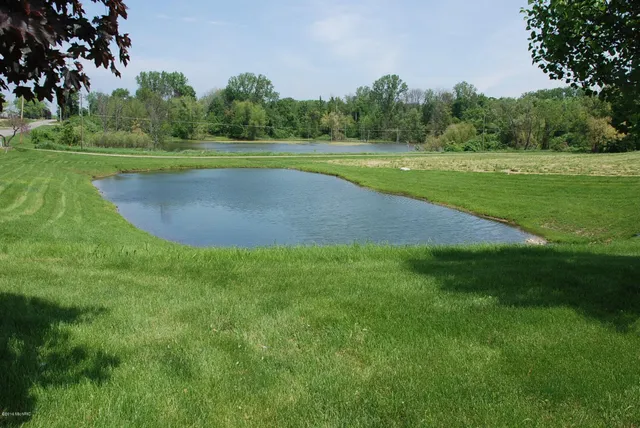 $70,000 | 1813 Fox Ridge Trail, St. Joseph, MI 49085