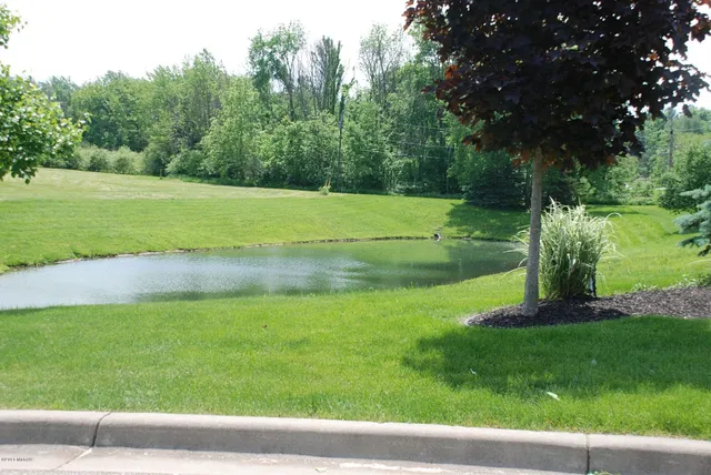 $70,000 | 1813 Fox Ridge Trail, St. Joseph, MI 49085