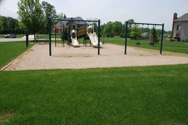 $70,000 | 1813 Fox Ridge Trail, St. Joseph, MI 49085