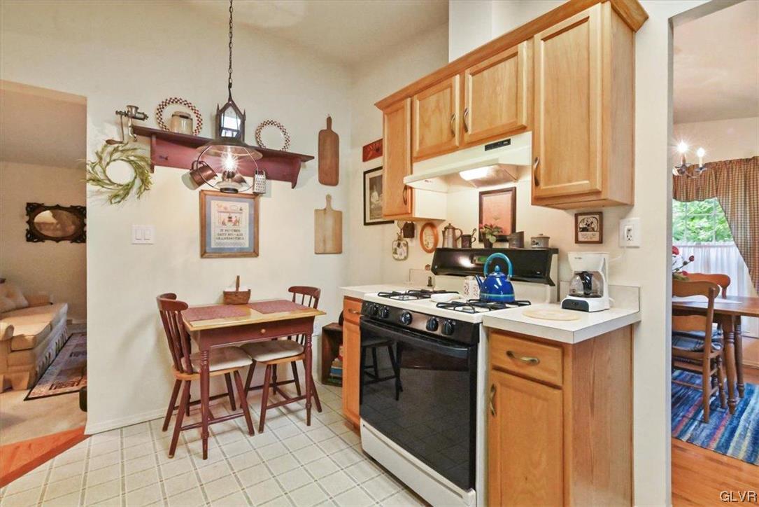 18 Abbey Road Easton, PA 18040 - Photo 9 of 30 a kitchen with stainless steel appliances a stove a sink and a refrigerator