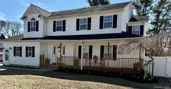 $825,000 | 87 North Howell Avenue, Centereach, NY 11720